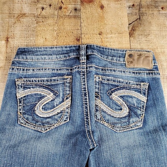 Silver Tuesday Womens Jeans Size 27X31 Stretch Bootcut Medium Wash Low Rise GUC - Picture 6 of 11